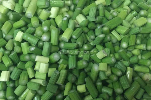 秘制腌蒜苔的做法图解3