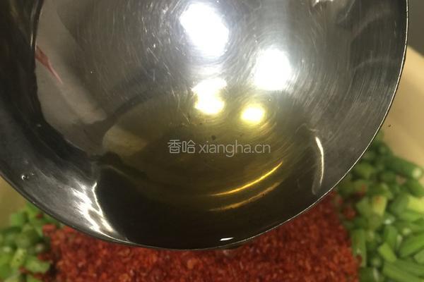 秘制腌蒜苔的做法图解5