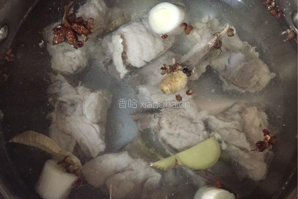 香菇排骨煲的做法图解5