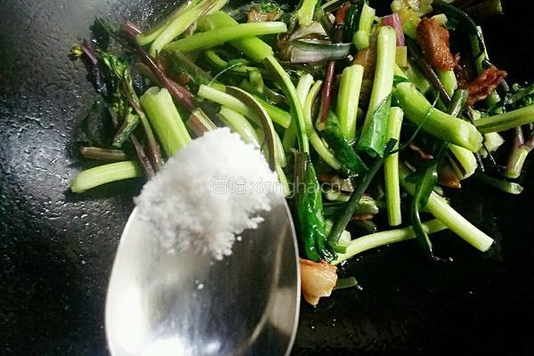 腊肉炒红菜苔的做法图解6