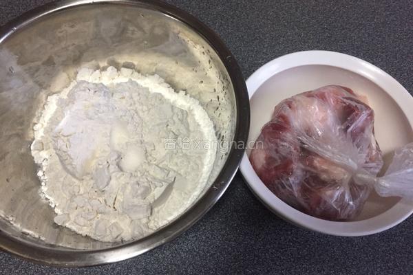 牛肉手擀面的做法图解1