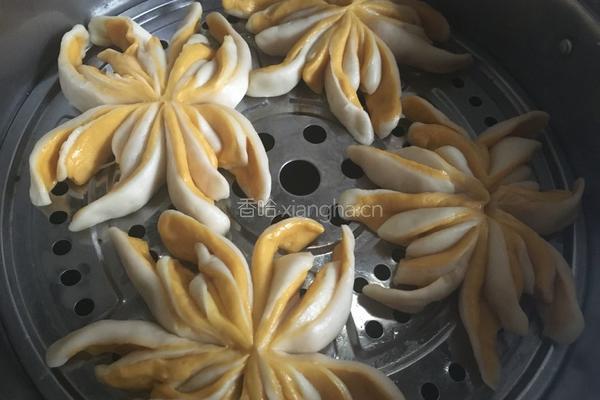 双色菊花卷的做法图解12