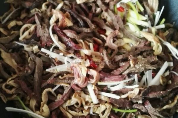 羊杂碎炒土豆条的做法图解4