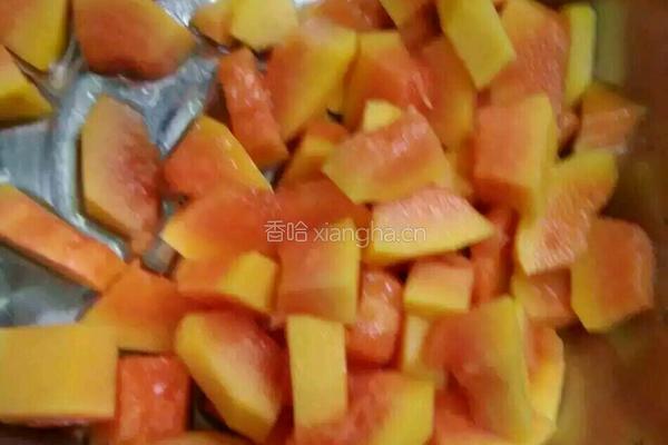 椰汁西米雪耳木瓜的做法图解3