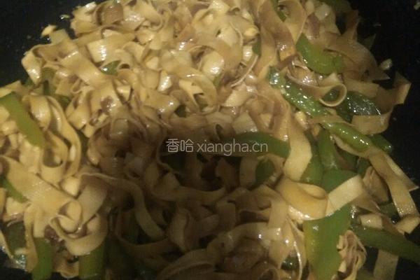 辣椒炒豆皮的做法图解9