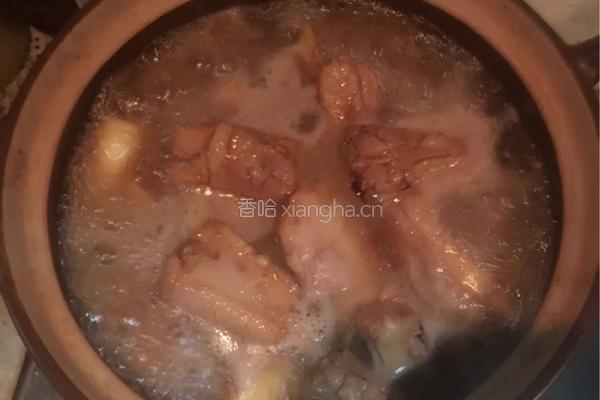 栗子排骨煲的做法图解13