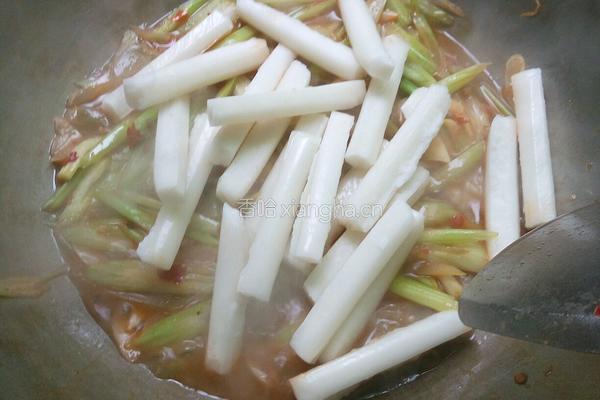 芹菜年糕的做法图解5