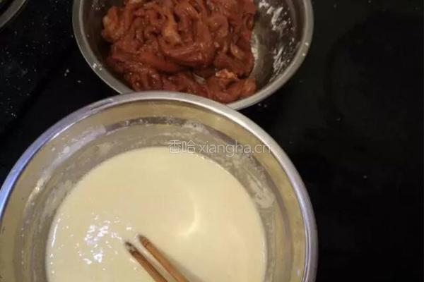 软炸里脊的做法图解1