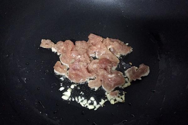 西兰花炒肉的做法图解6