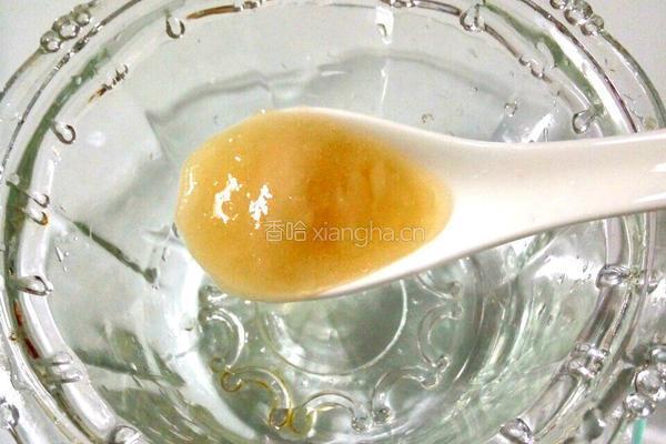 天然蜂蜜百香果饮的做法图解3
