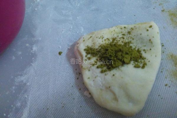 抹茶双色馒头的做法图解4
