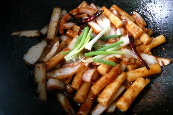 白菜炒年糕的做法图解8