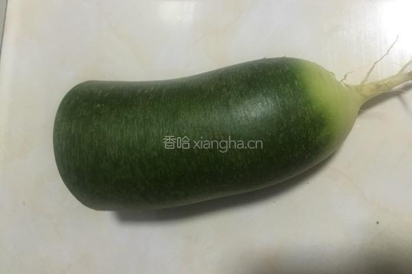 凉拌青萝卜丝的做法图解1