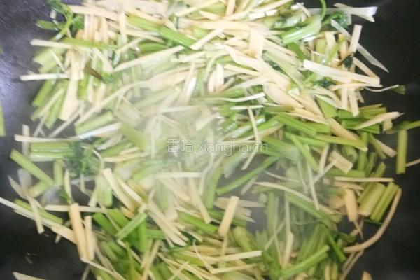 芹菜炒土豆丝的做法图解6