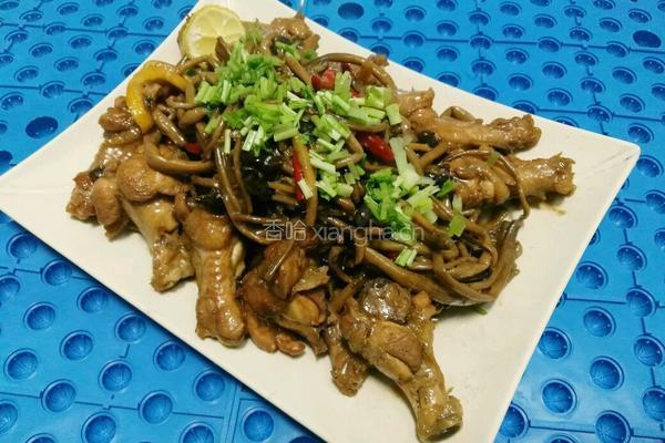 茶树菇烧鸡翅的做法图解11