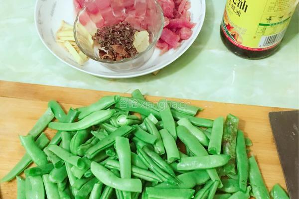 豆角炖肉的做法图解2