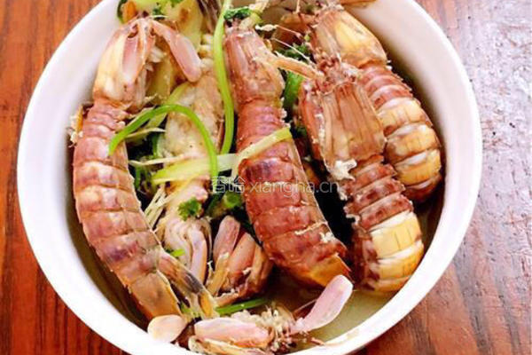 胡椒粉盐水煮虾菇的做法图解8