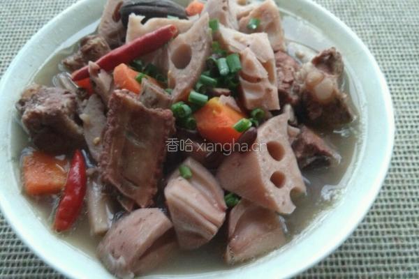 莲藕炖排骨的做法图解5