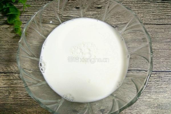 不加淡奶油的蛋挞的做法图解1