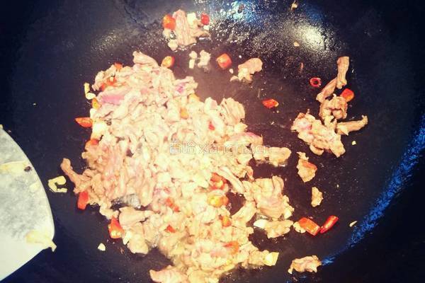 泡菜牛肉丝的做法图解6
