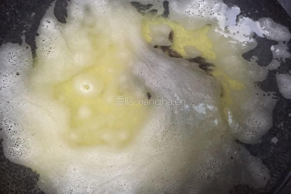葡萄干小米粥的做法图解3
