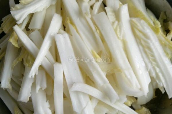 菜叶炒香菇的做法图解2