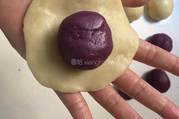 紫薯蛋黄酥的做法图解5