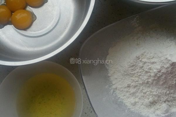 纸杯蛋糕(18小杯)的做法图解2