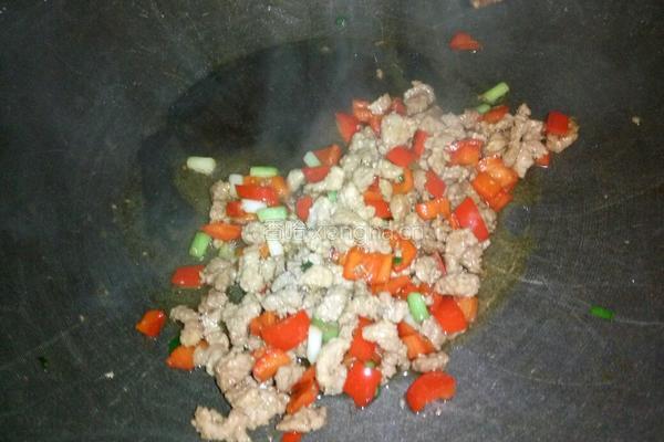 肉末豌豆子的做法图解4