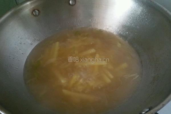 土豆萝卜丝汤的做法图解4