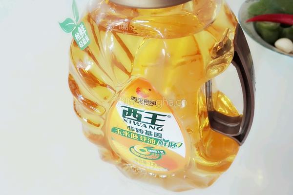 青椒炒牛肚的做法图解1