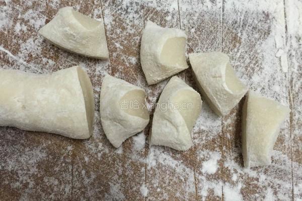 羊肉韭菜锅贴的做法图解5