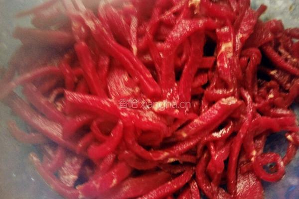 尖椒牛肉的做法图解2