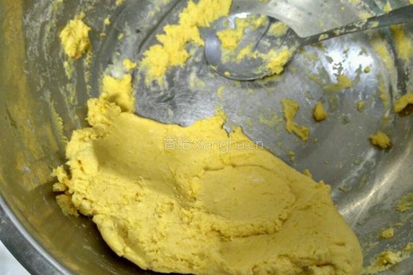 豆沙馅南瓜饼的做法图解3