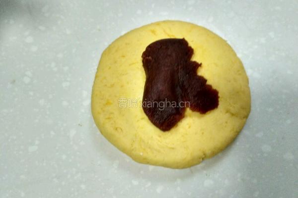 豆沙馅南瓜饼的做法图解4