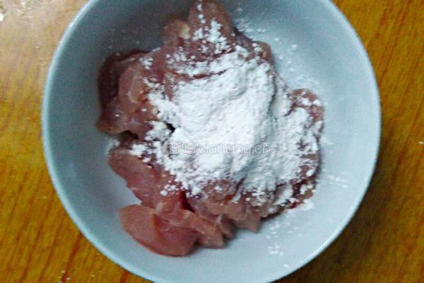 粉肠瘦肉丝的做法图解2