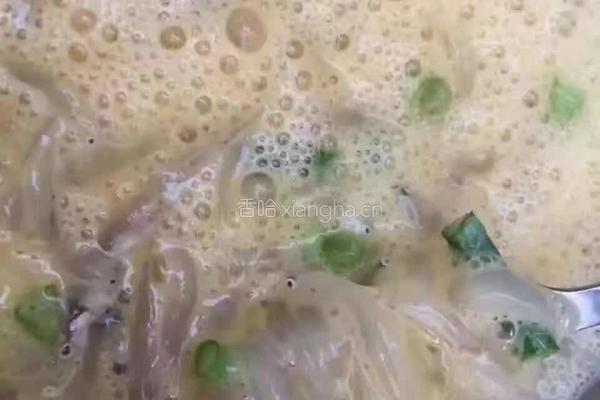 银鱼煎蛋的做法图解3