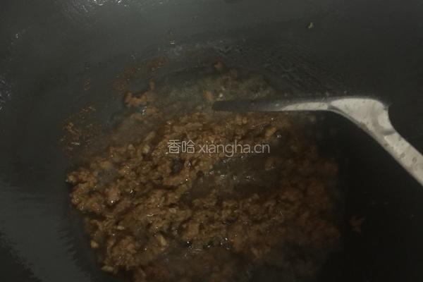 茄汁肉沫干捞河粉的做法图解2