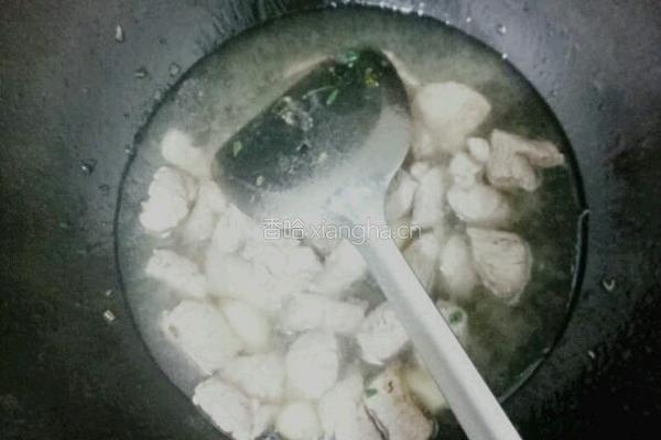 核桃油土豆烧肉的做法图解3