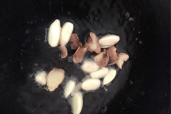 土豆鸭的做法图解1