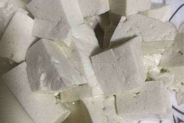白菜炖豆腐粉条的做法图解2