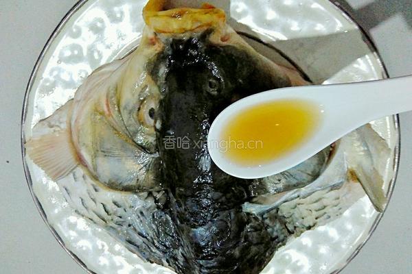剁椒鱼头的做法图解4