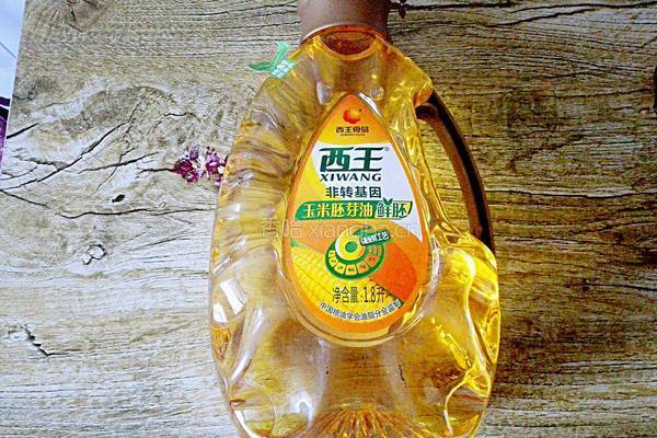 粗粮麦麸主食面包的做法图解1