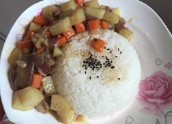 咖喱鸡肉米饭