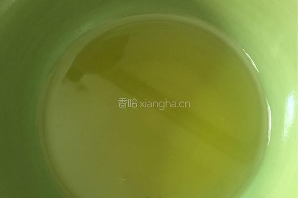 戚风蛋糕的做法图解3