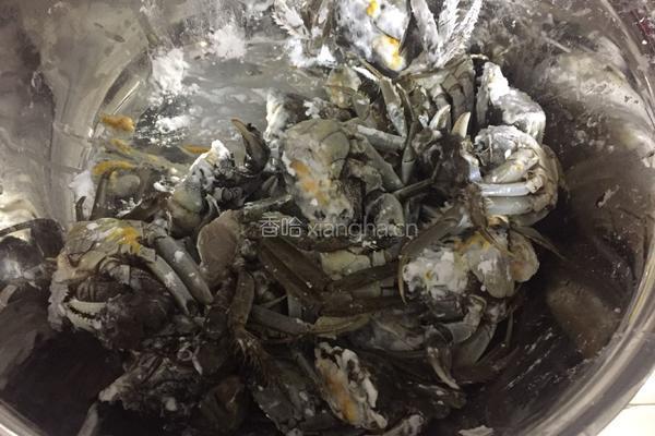 红烧香辣蟹的做法图解2