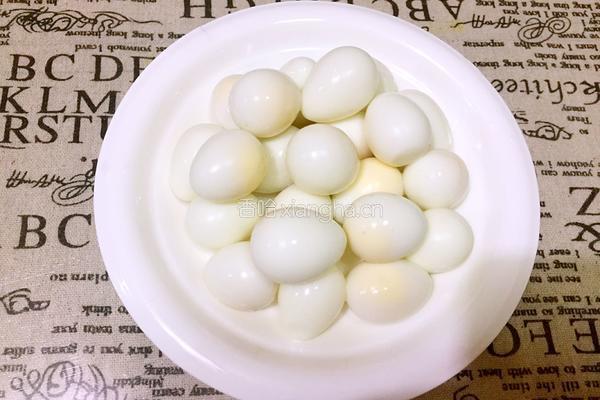 茄汁鹌鹑蛋的做法图解4