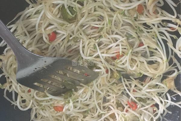 酸辣绿豆芽的做法图解4