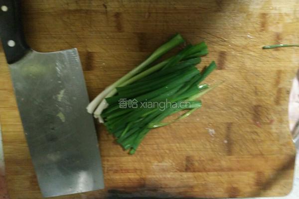 大蒜牛肉丝焖翡翠莴苣的做法图解6