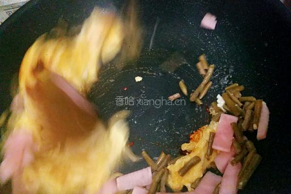 泡菜炒鸡蛋的做法图解7